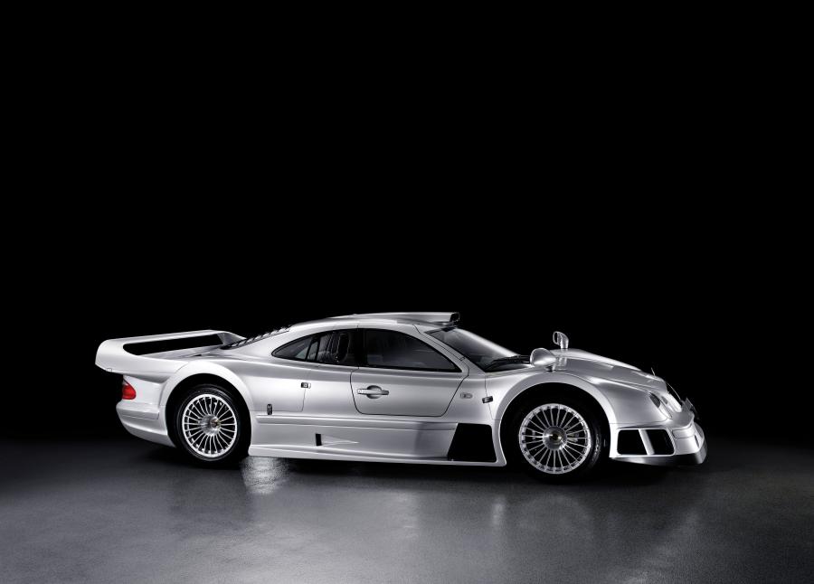  Mercedes-Benz CLK GTR Coupe 2005 года  (фото 6 из 8)